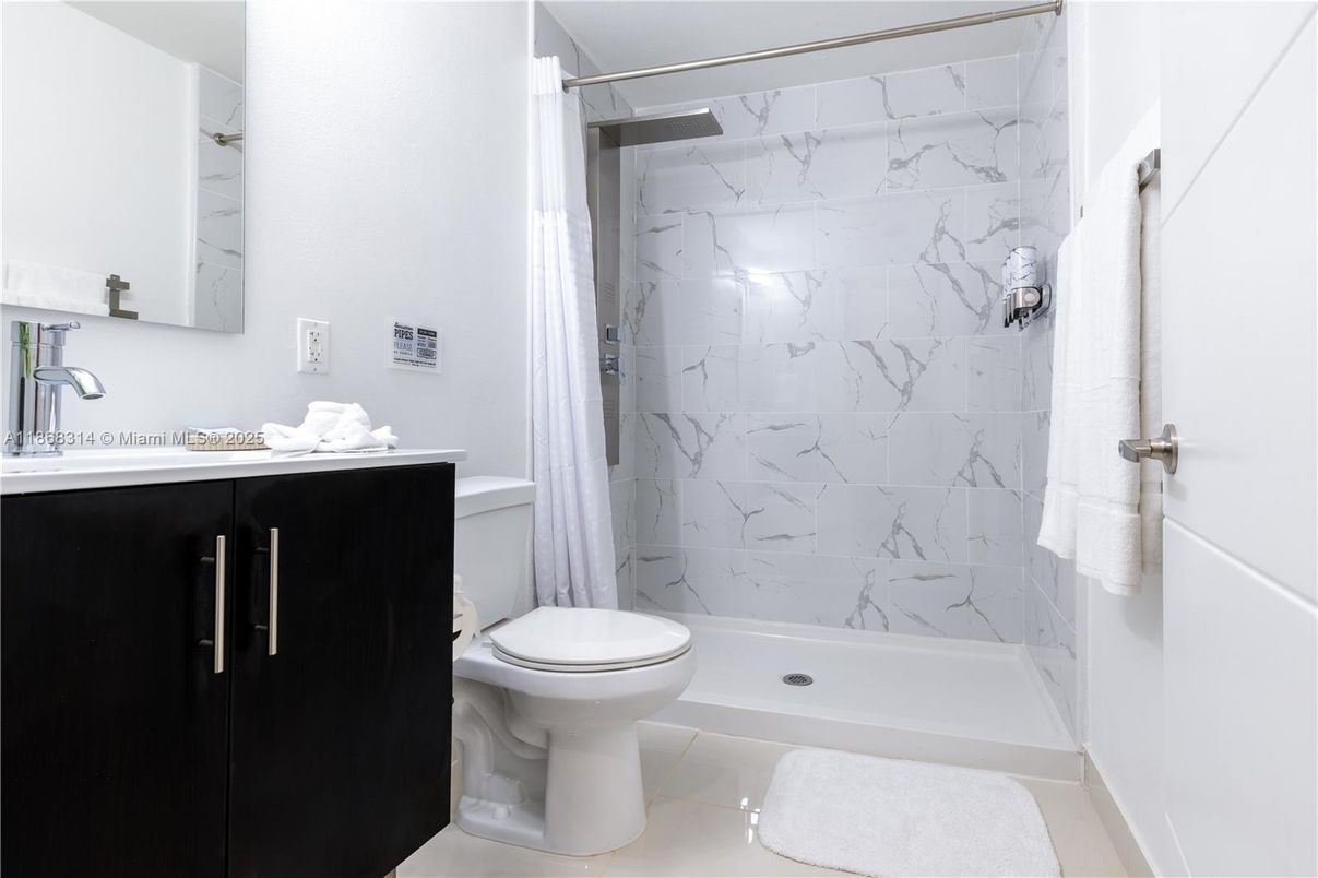 Bathroom, Interior, Marble Walls