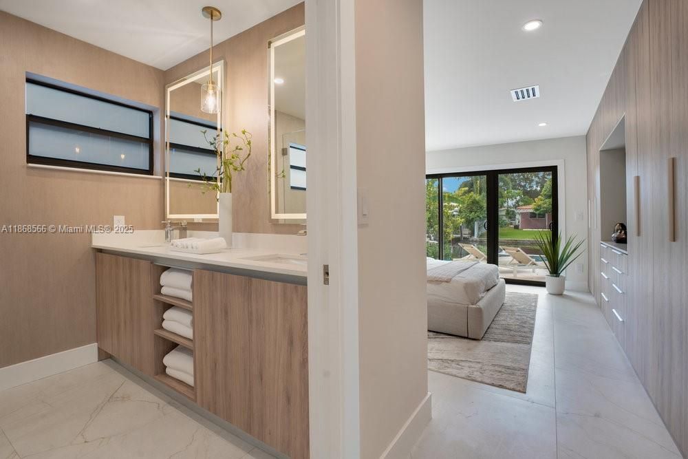 Bedroom, Interior, Marble, Pendant Lights, Recessed Lighting