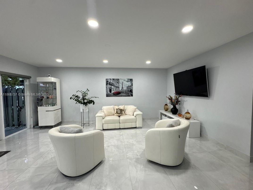 Interior, Living room, Recessed Lighting