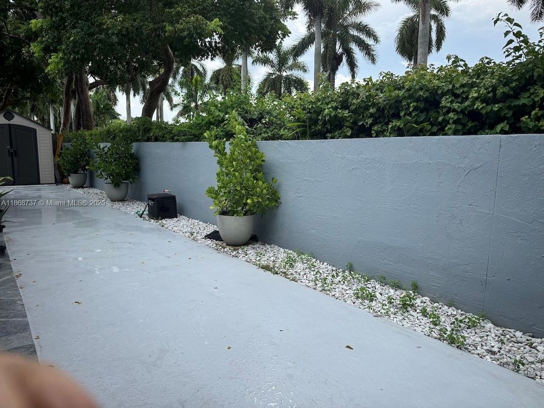 Exterior, Water