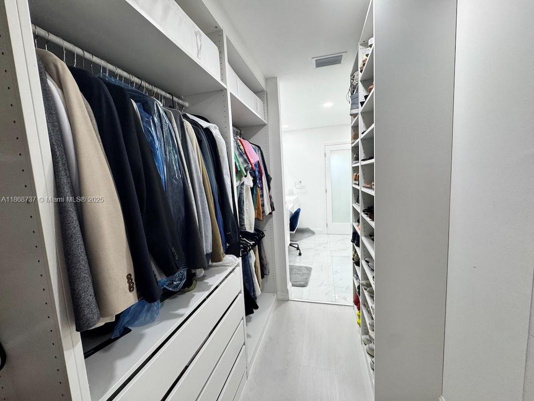Interior, Marble, Recessed Lighting, Walk-in Closets, Wood Texture Flooring