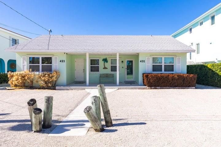 Exterior, Facade, Cape Cod