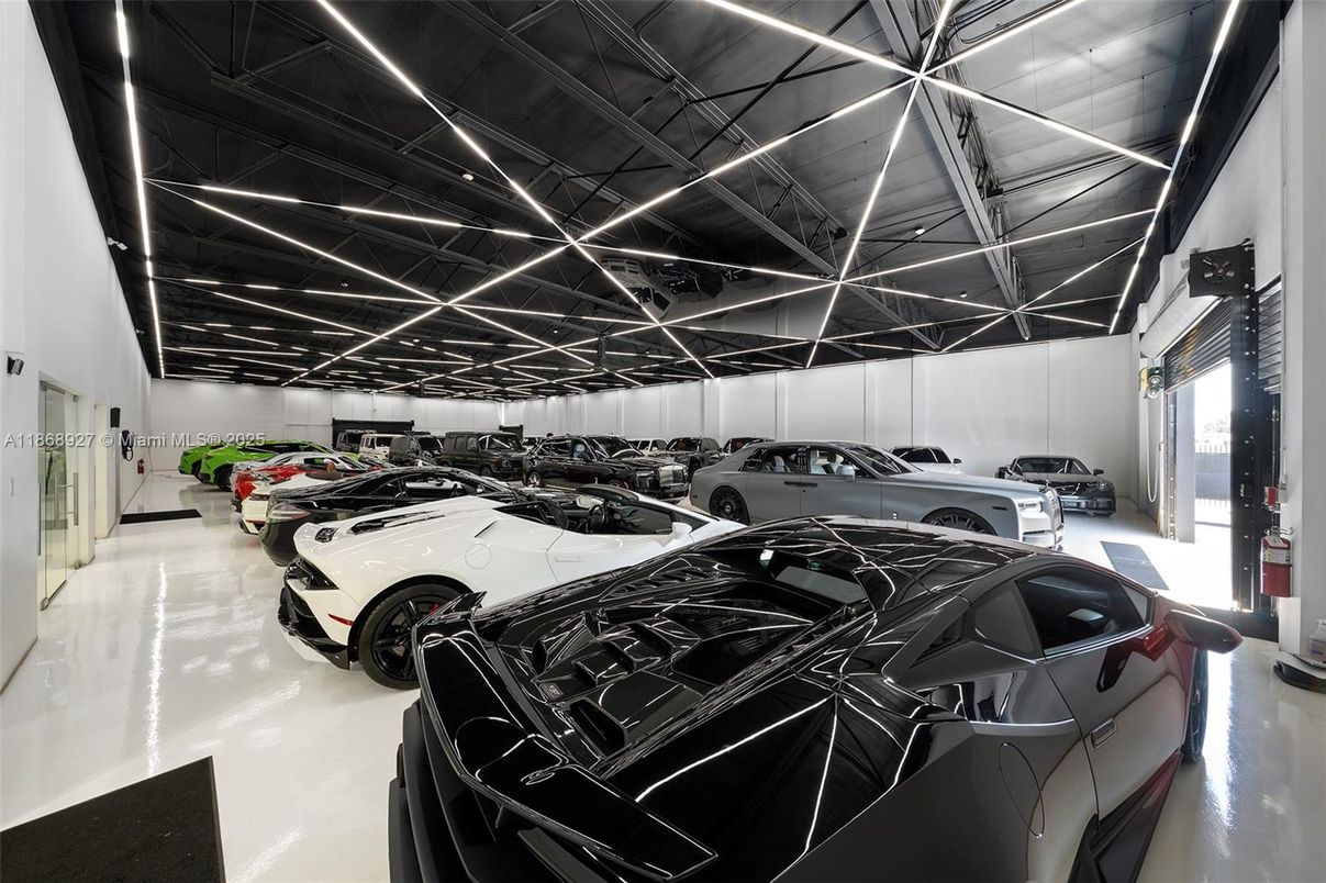 Garage, Interior, Recessed Lighting