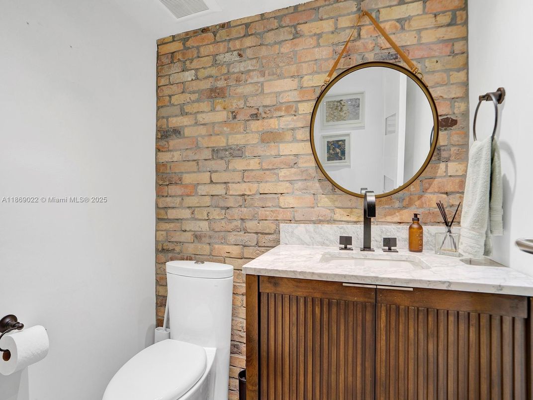 Bathroom, Interior, Stone Walls
