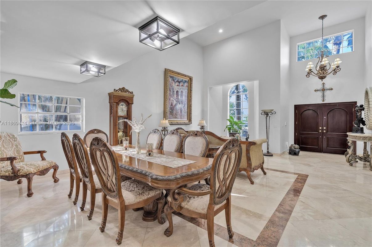 Chandelier, Dining room, Interior, Recessed Lighting