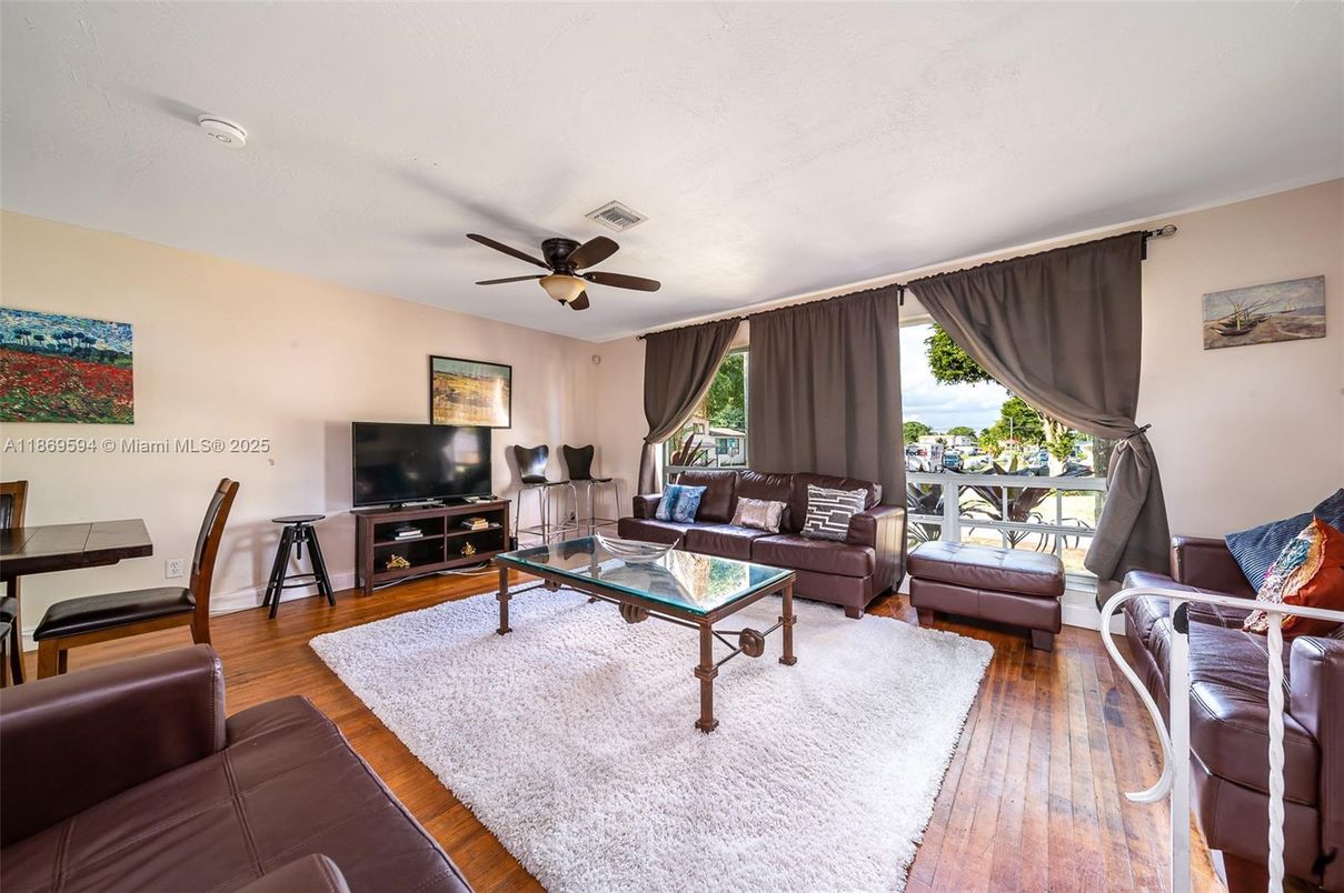 Dining room, Interior, Living room, Wood Texture Flooring