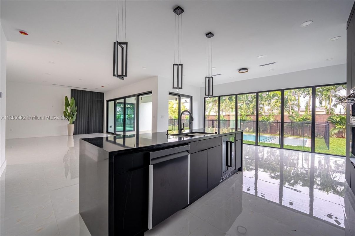 Interior, Kitchen, Pendant Lights, Recessed Lighting