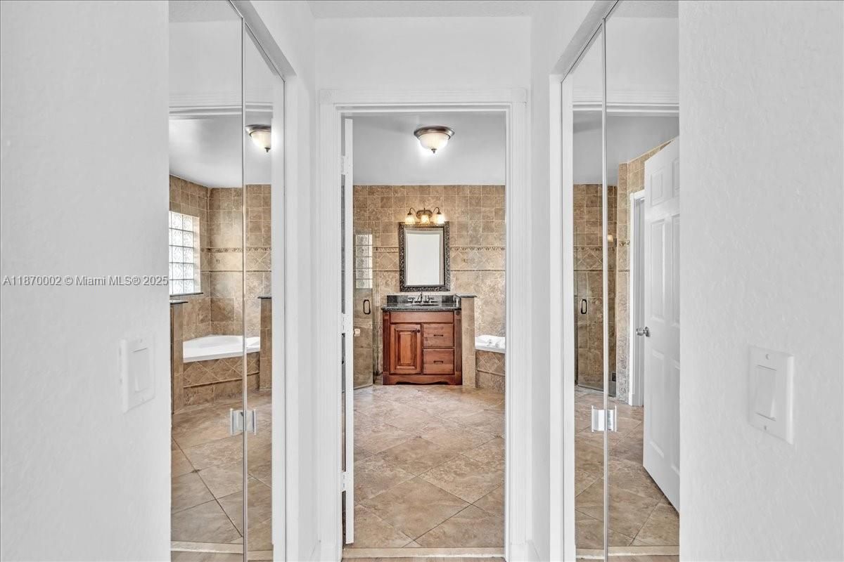 Bathroom, Interior, Stone Walls