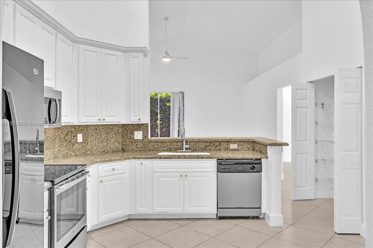 Interior, Kitchen
