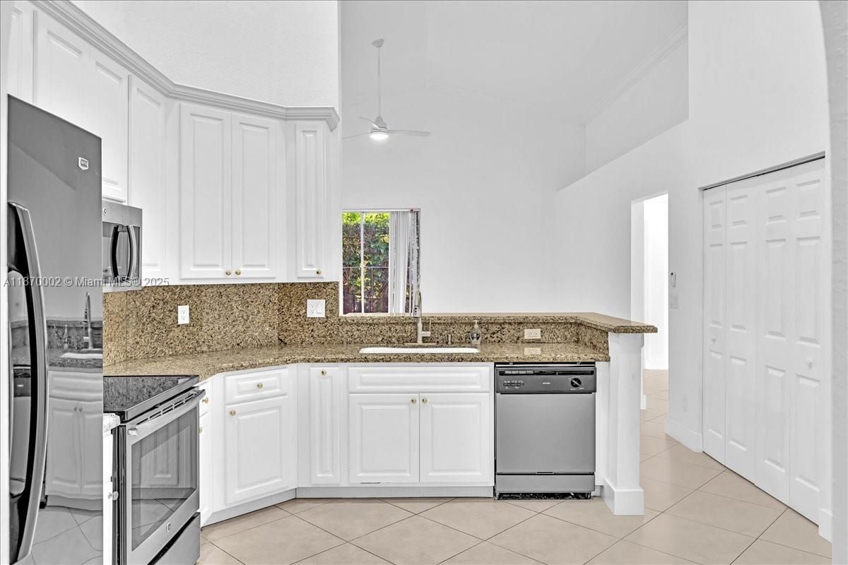 Interior, Kitchen