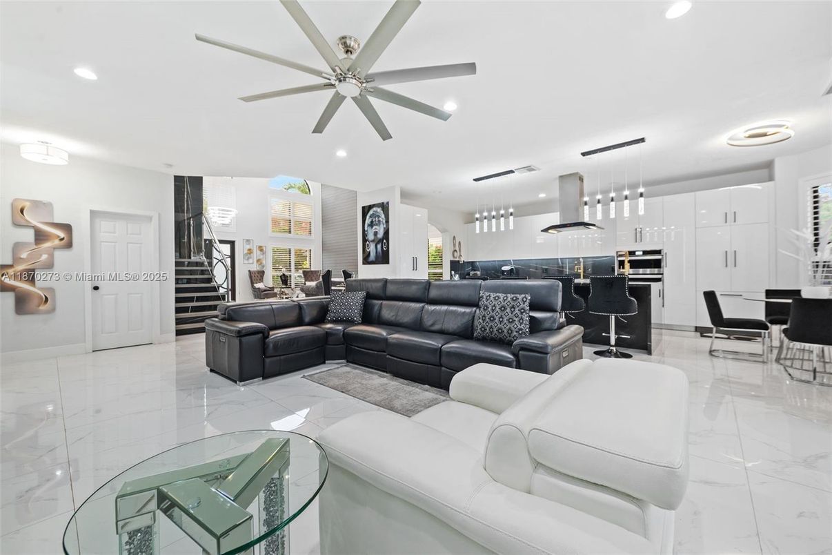Dining room, Interior, Kitchen, Living room, Marble, Pendant Lights, Recessed Lighting, Stainless Steel Appliances
