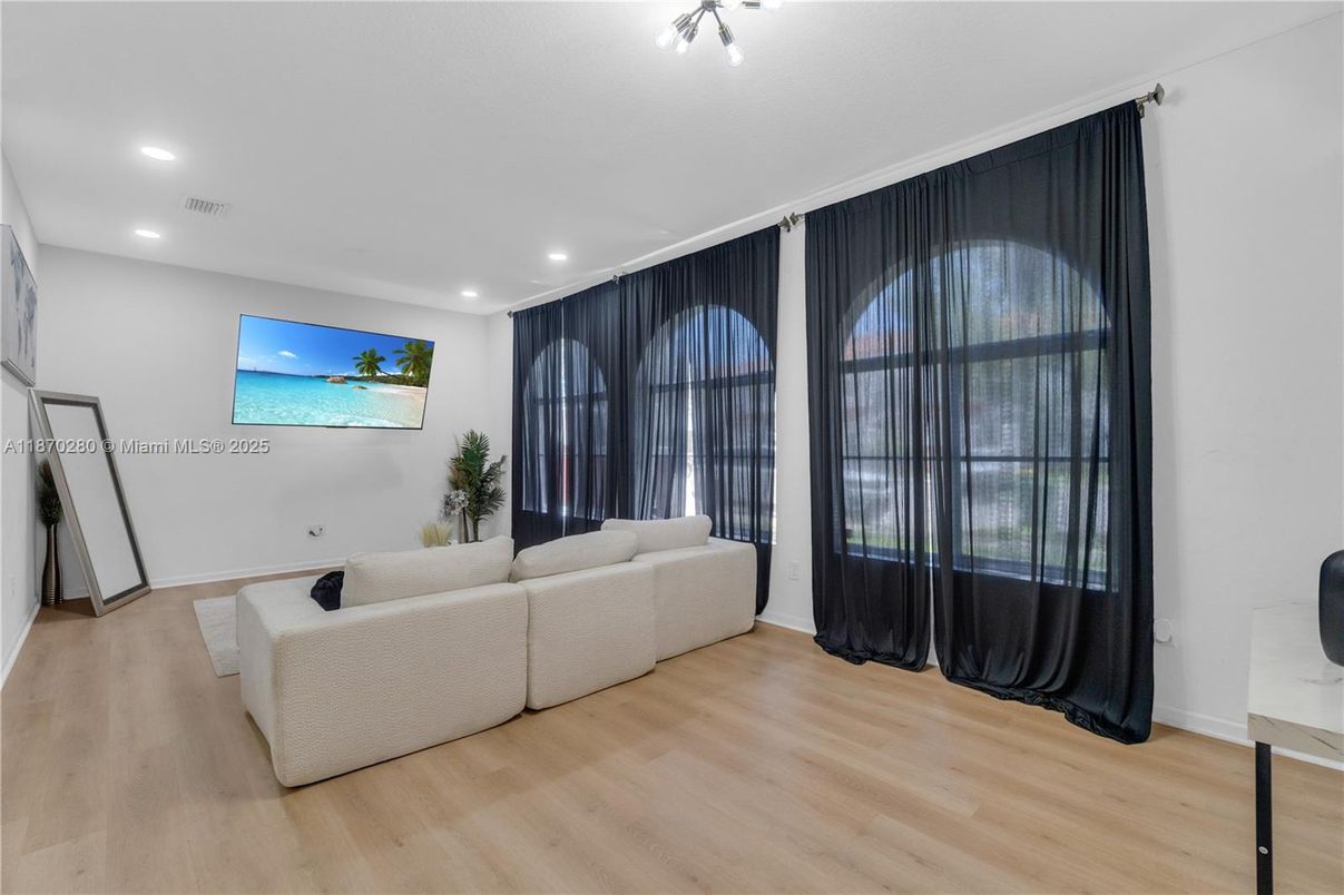 Interior, Living room, Recessed Lighting, Wood Texture Flooring