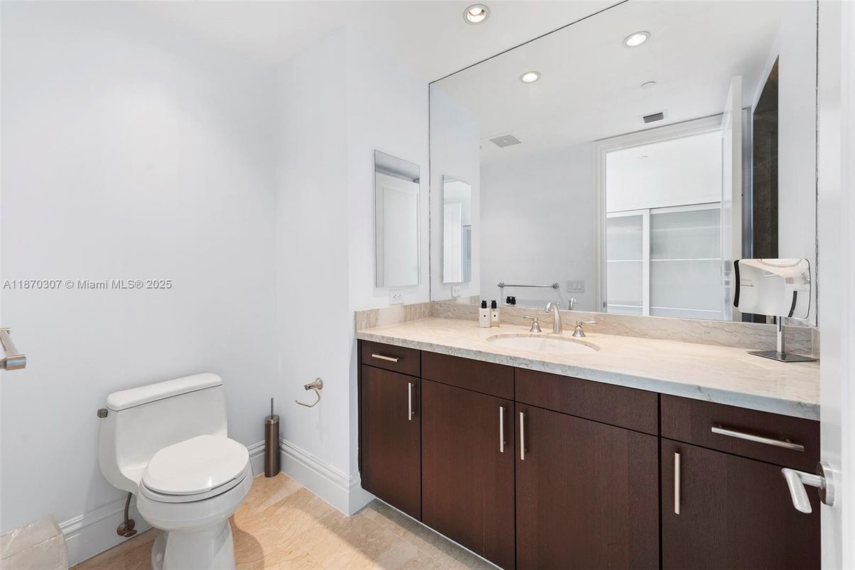 Bathroom, Interior, Recessed Lighting, Wood Texture Flooring
