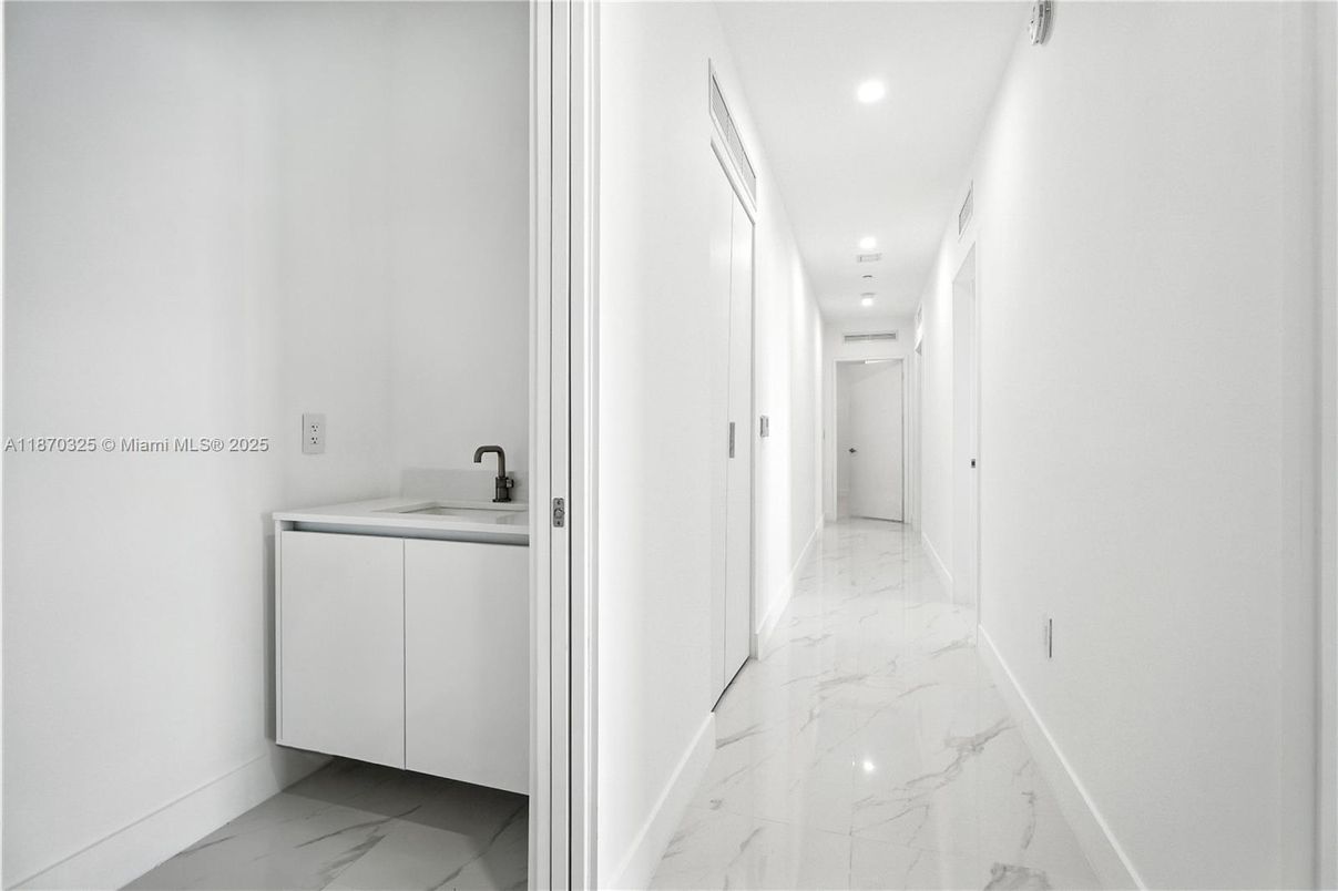 Interior, Marble, Recessed Lighting