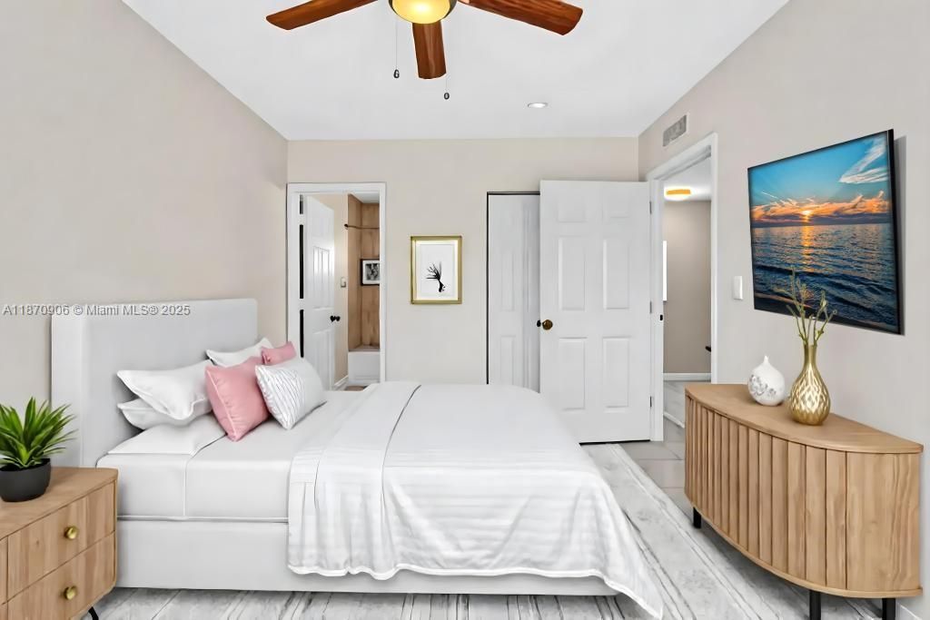 Bedroom, Interior, Recessed Lighting
