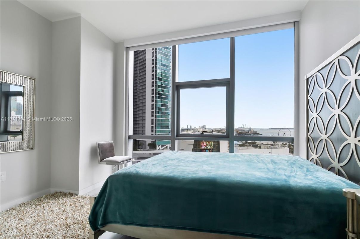 Bedroom, Interior, Water