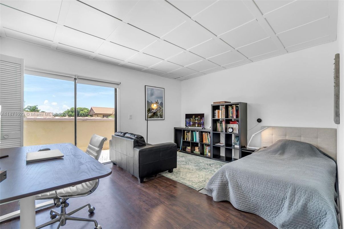 Bedroom, Home Office, Interior, Wood Texture Flooring