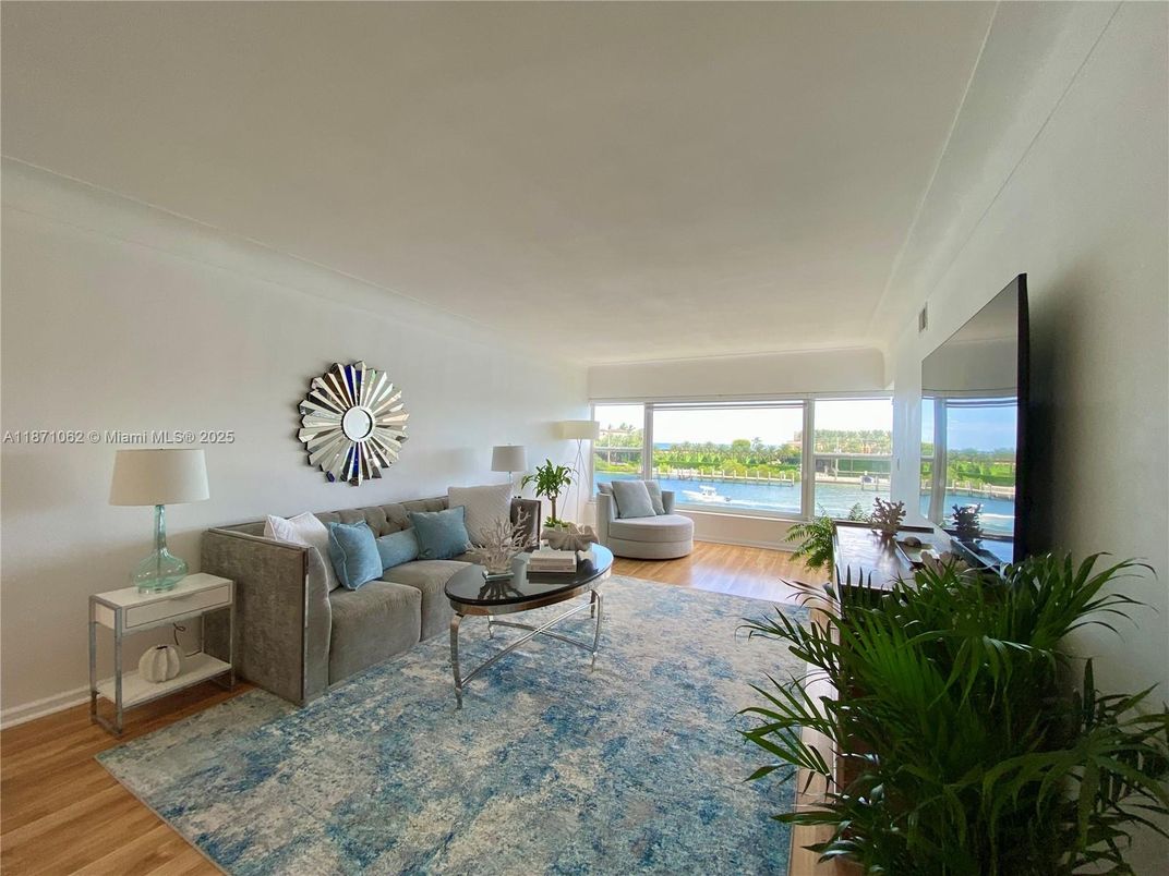Interior, Living room, Water, Wood Texture Flooring