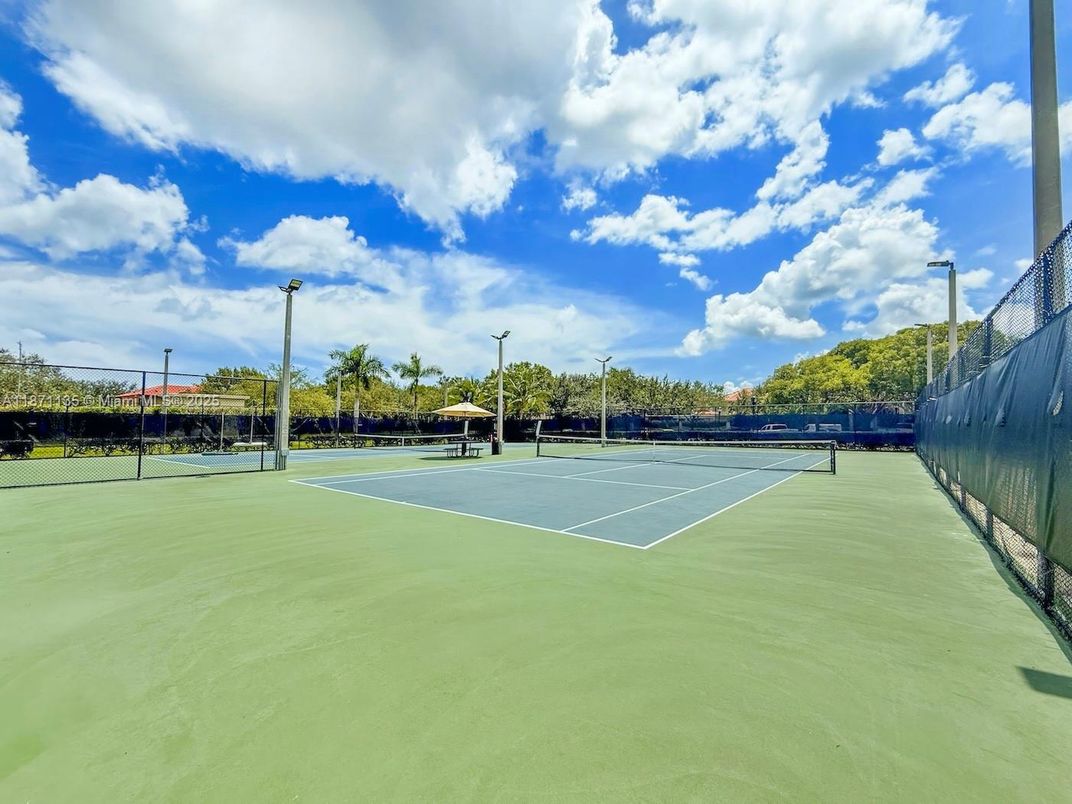 Exterior, Tennis Courts