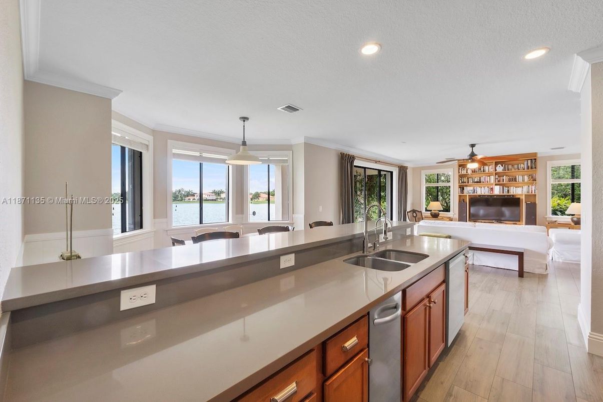 Interior, Kitchen, Living room, Pendant Lights, Recessed Lighting, Water, Wood Texture Flooring