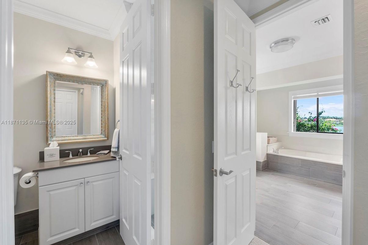 Bathroom, Interior, Wood Texture Flooring