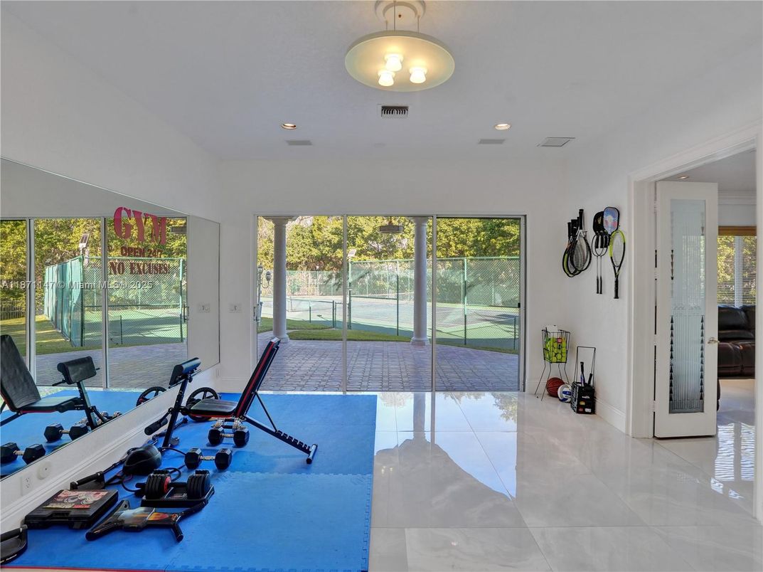 Fitness Equipment, Interior, Recessed Lighting