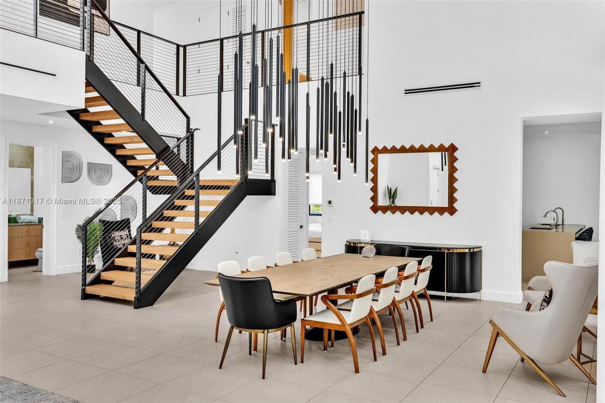 Dining room, Interior, Pendant Lights