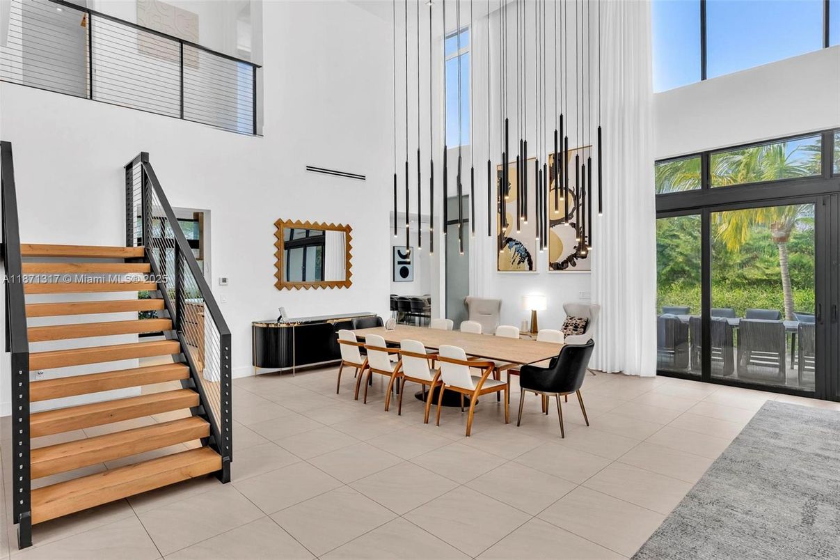 Dining room, Interior, Pendant Lights