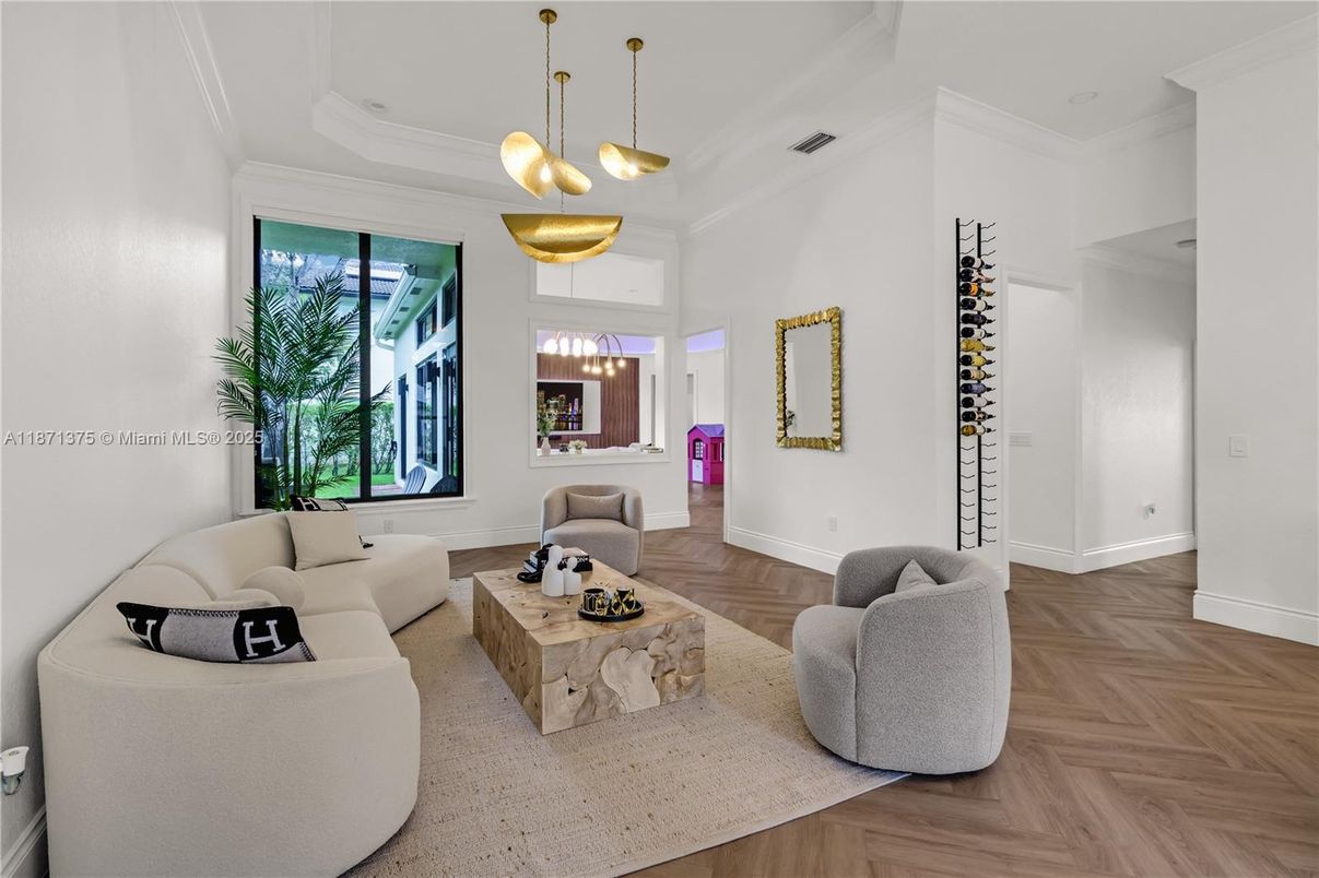 Interior, Living room, Pendant Lights, Wood Texture Flooring