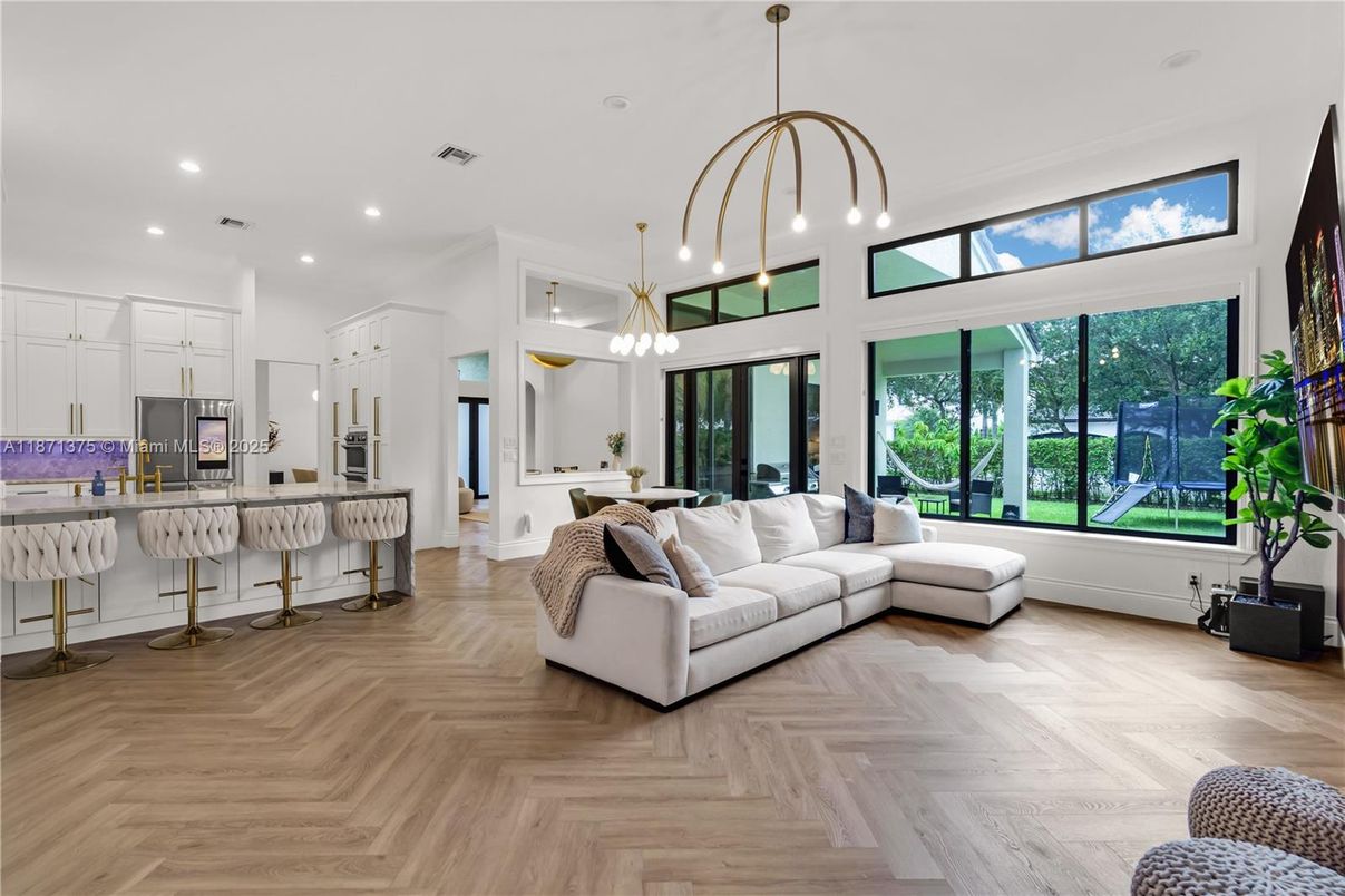 Interior, Kitchen, Living room, Pendant Lights, Recessed Lighting, Wood Texture Flooring
