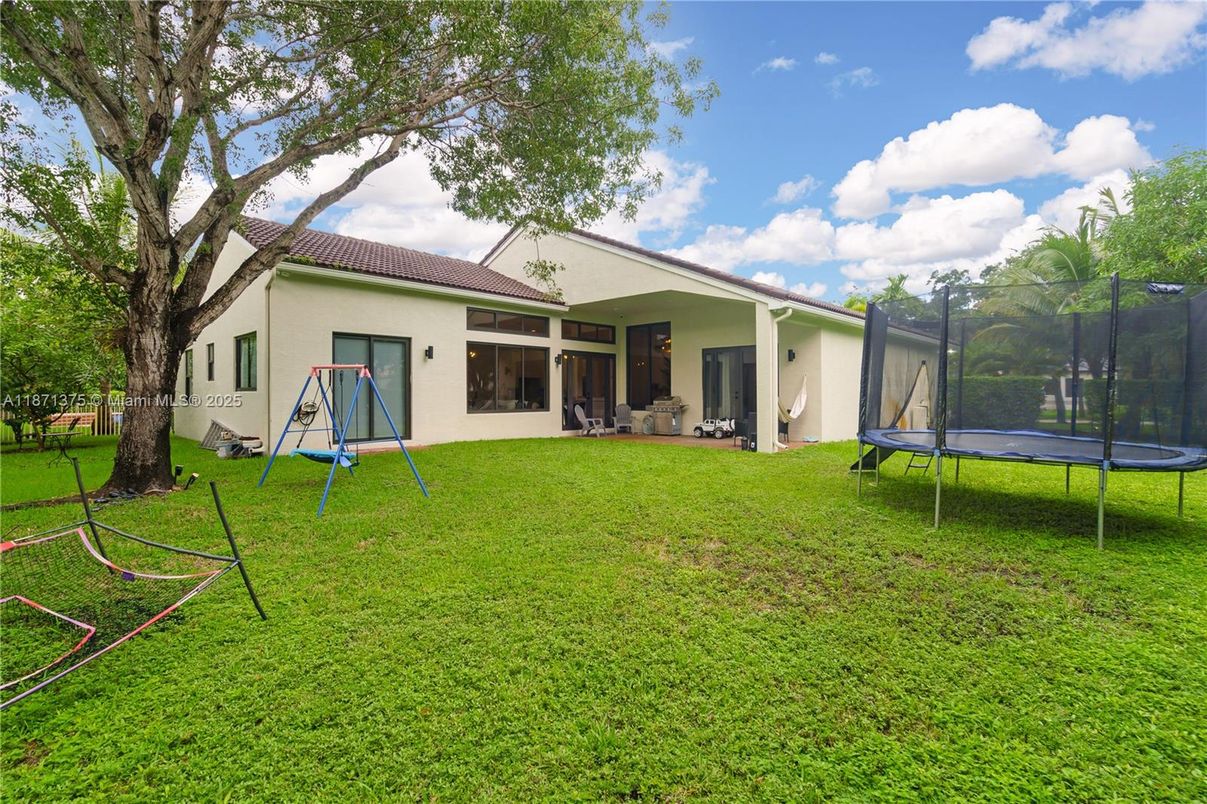 Backyard, Exterior, Playground