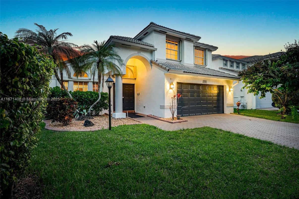 Attached, Backyard, Exterior, Facade, Mediterranean