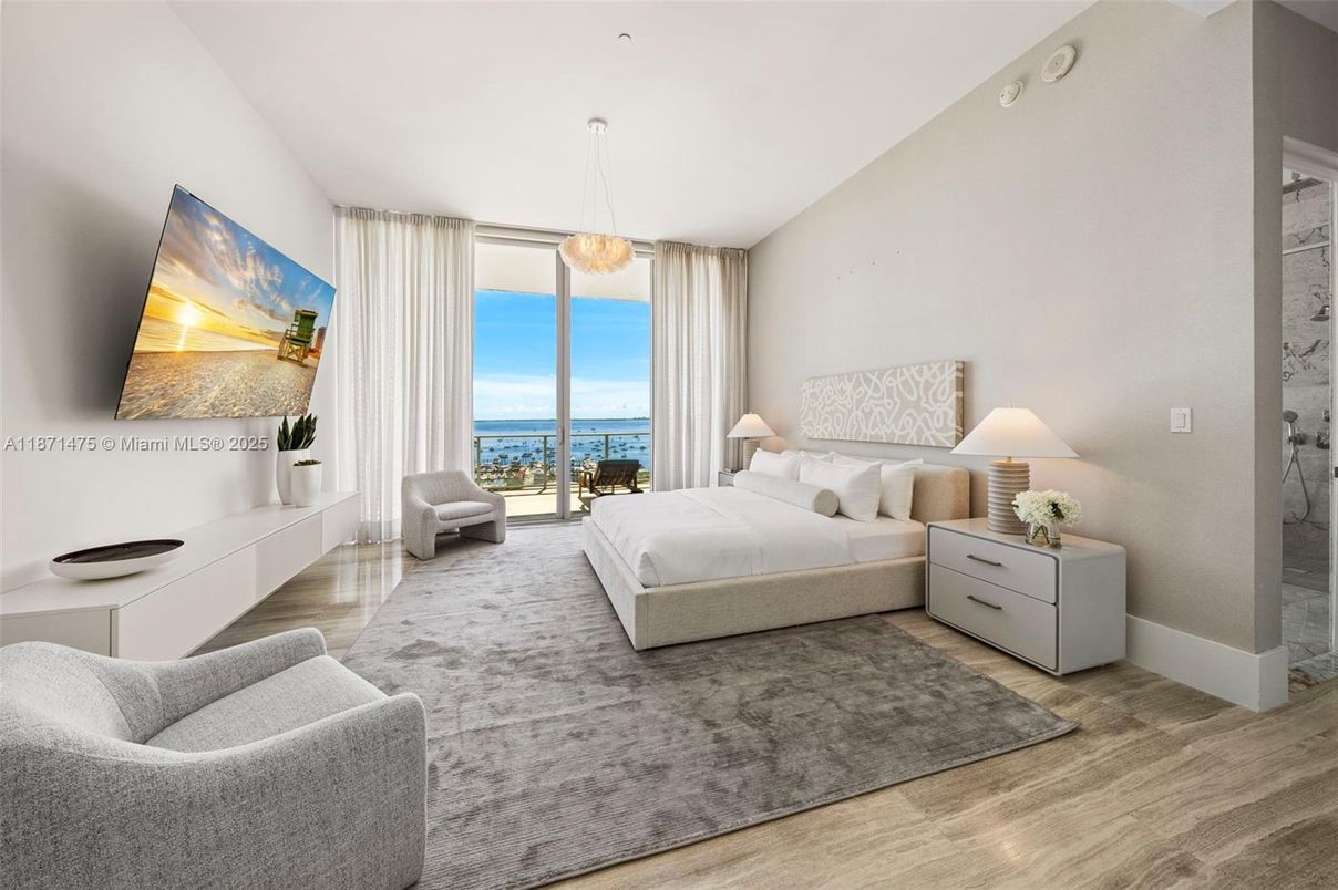 Bedroom, Interior, Pendant Lights, Water, Wood Texture Flooring