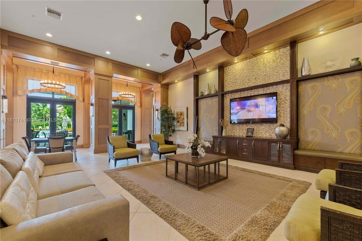 Dining room, Interior, Living room, Pendant Lights, Recessed Lighting, Wooden Walls