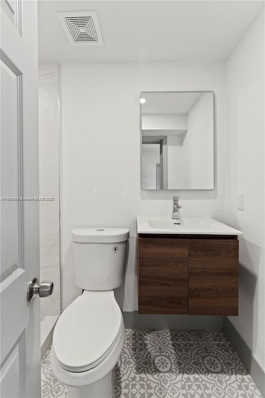 Bathroom, Interior