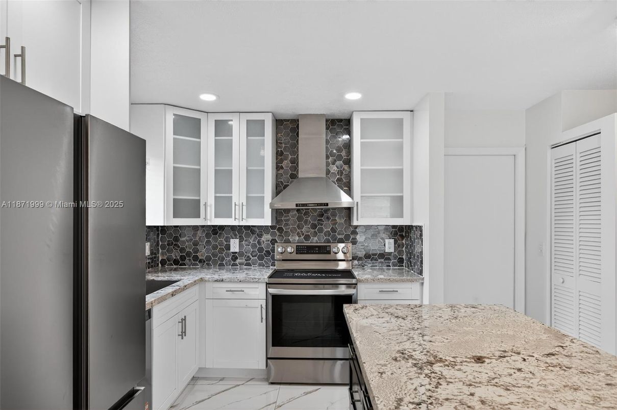 Interior, Kitchen, Marble, Recessed Lighting, Stainless Steel Appliances