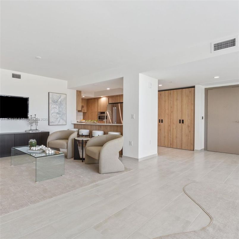 Interior, Kitchen, Living room, Recessed Lighting