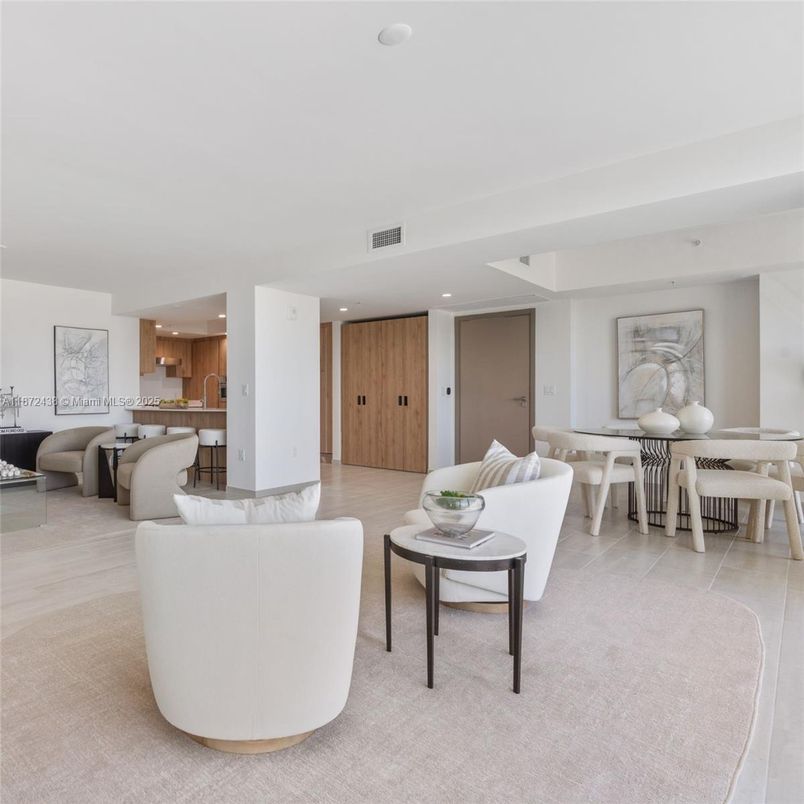 Dining room, Interior, Kitchen, Living room, Recessed Lighting