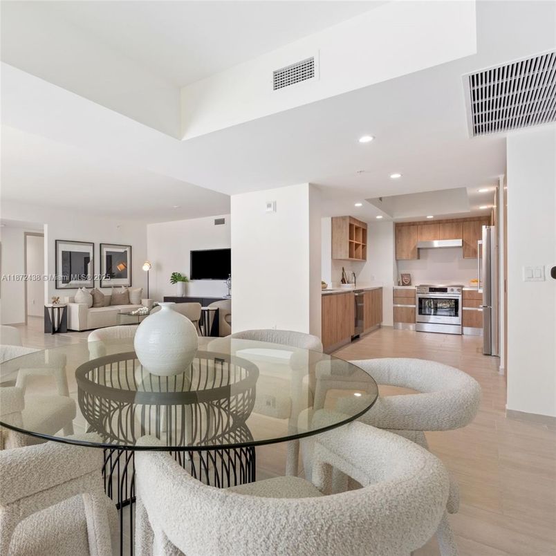 Dining room, Interior, Kitchen, Living room, Recessed Lighting, Stainless Steel Appliances
