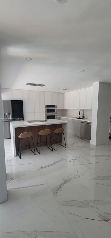 Interior, Kitchen, Marble, Stainless Steel Appliances