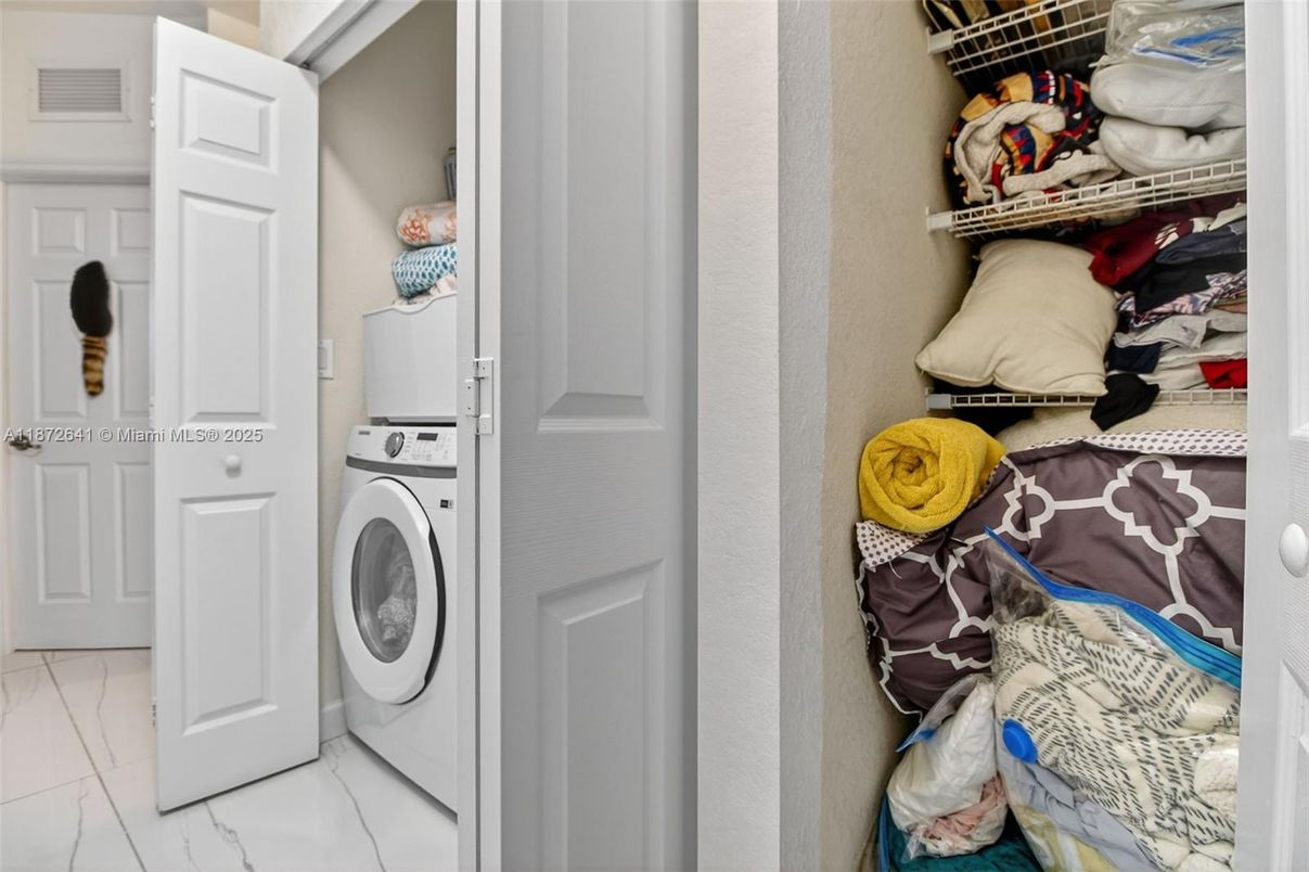Interior, Utility Closets, Washer