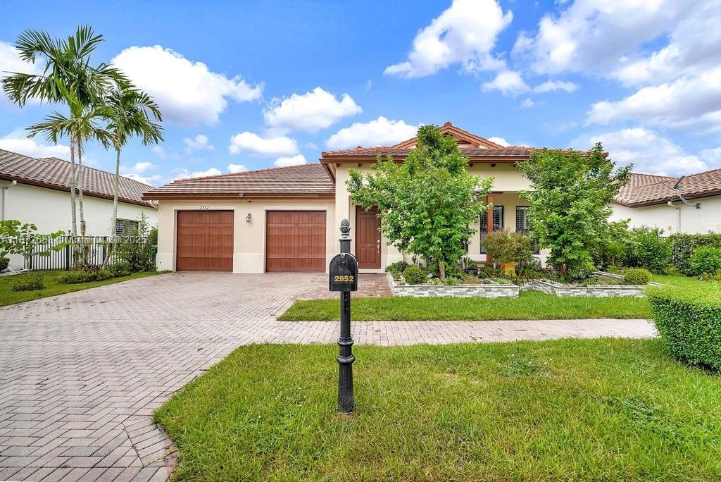 Attached, Backyard, Exterior, Facade, Spanish Mediterranean