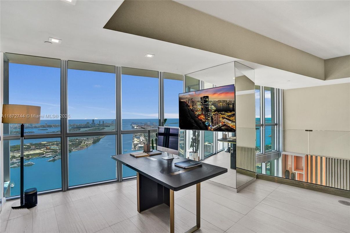Interior, Recessed Lighting, Water