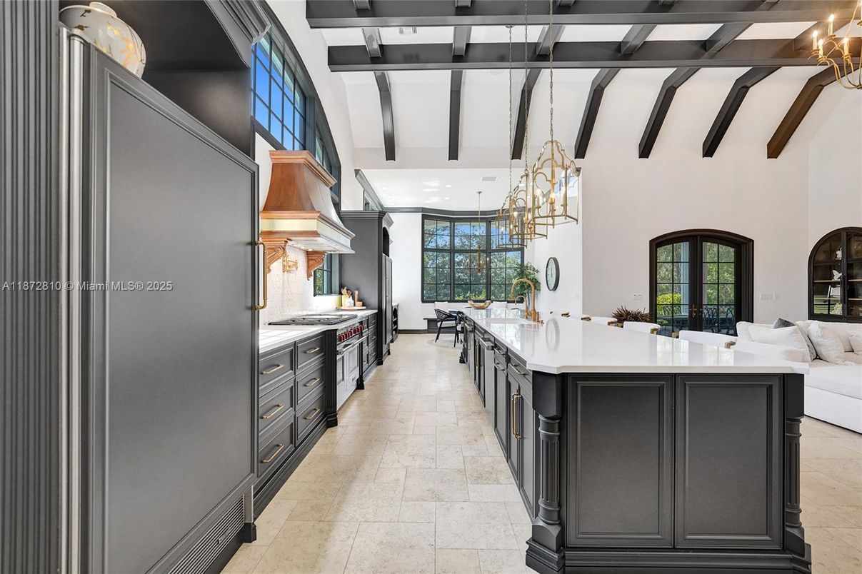 Interior, Kitchen, Living room, Pendant Lights, Wooden Beams