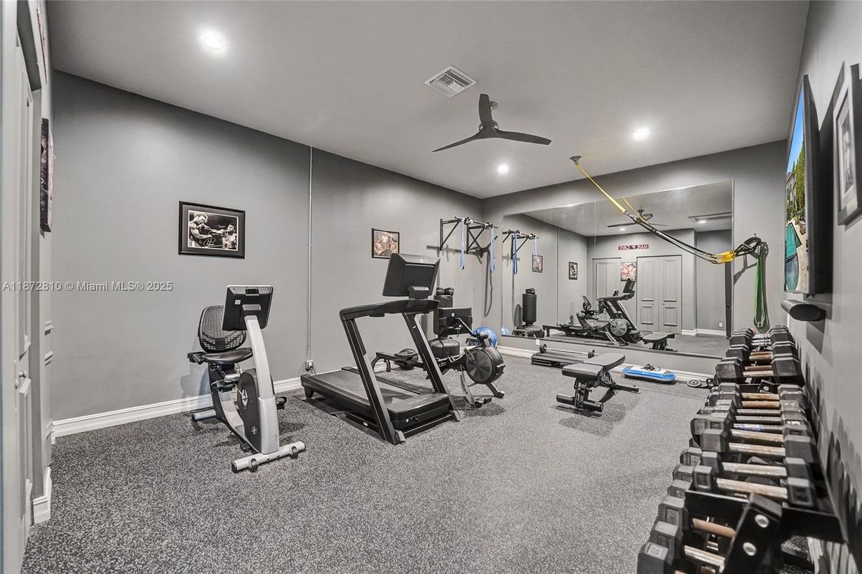 Fitness Equipment, Interior, Recessed Lighting