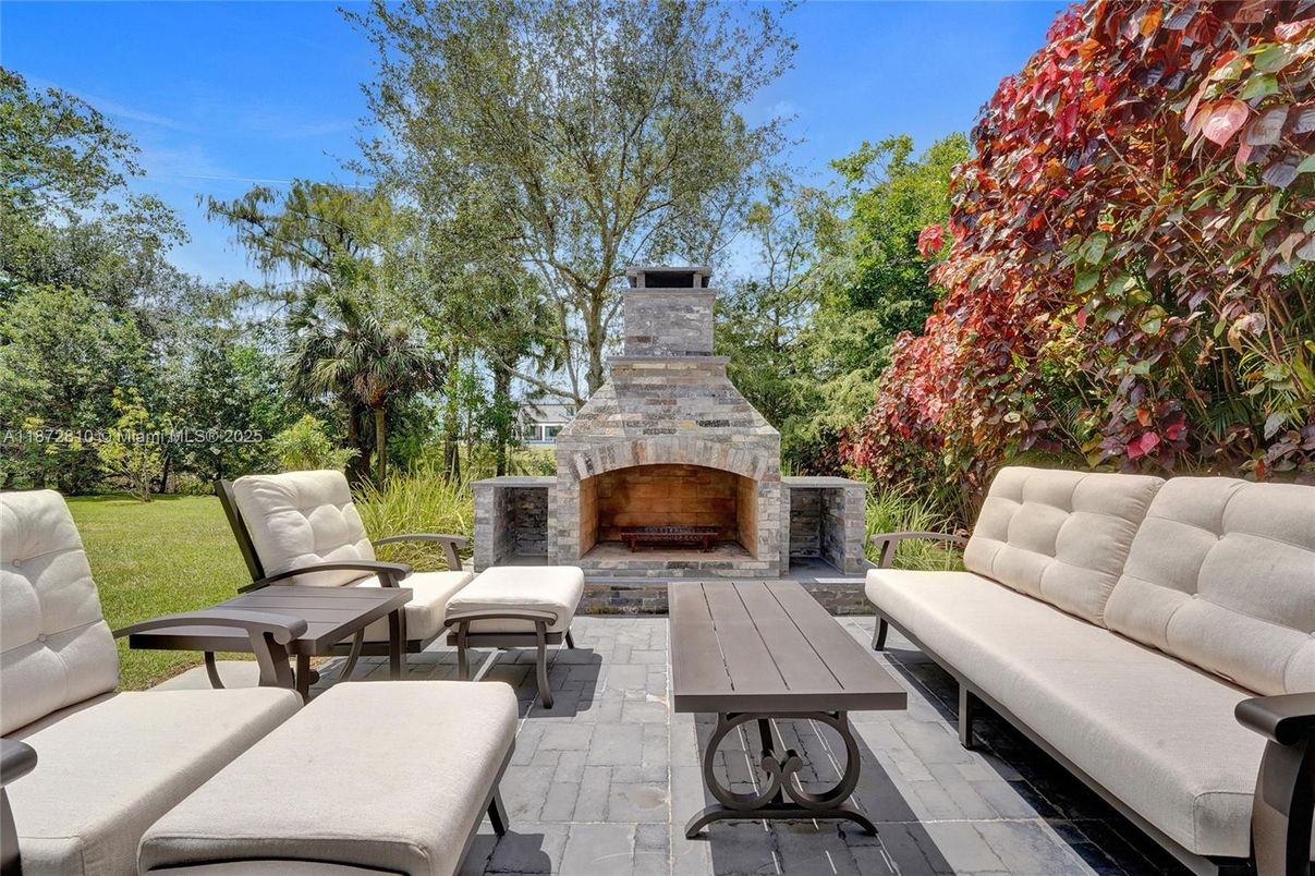 Exterior, Fireplace