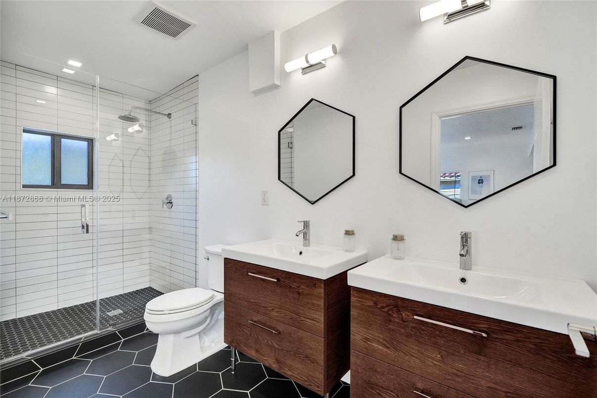Bathroom, Dual Sink Vanities, Glass Shower, Interior, Recessed Lighting