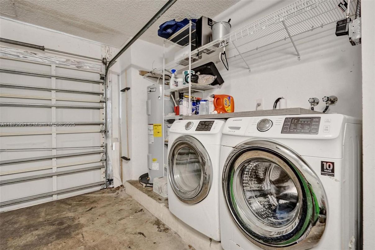 Garage, Interior, Washer