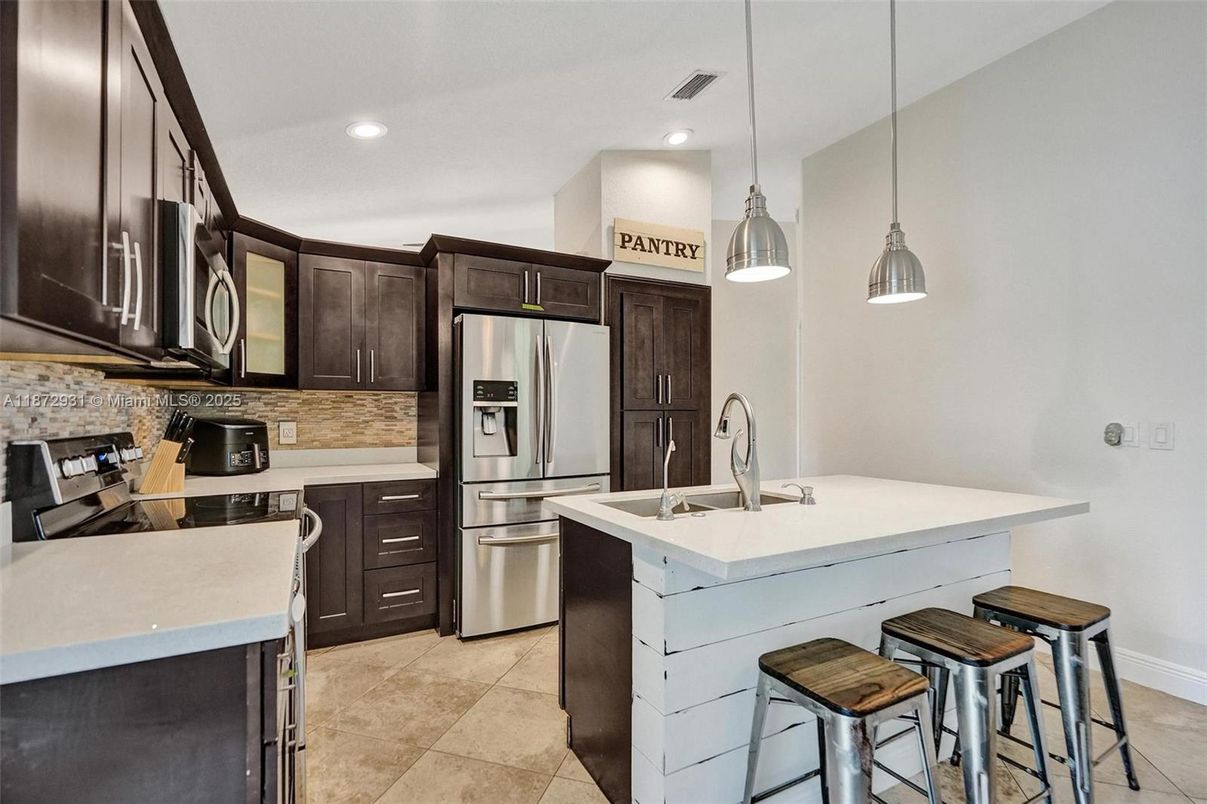 Interior, Kitchen, Pendant Lights, Recessed Lighting, Stainless Steel Appliances