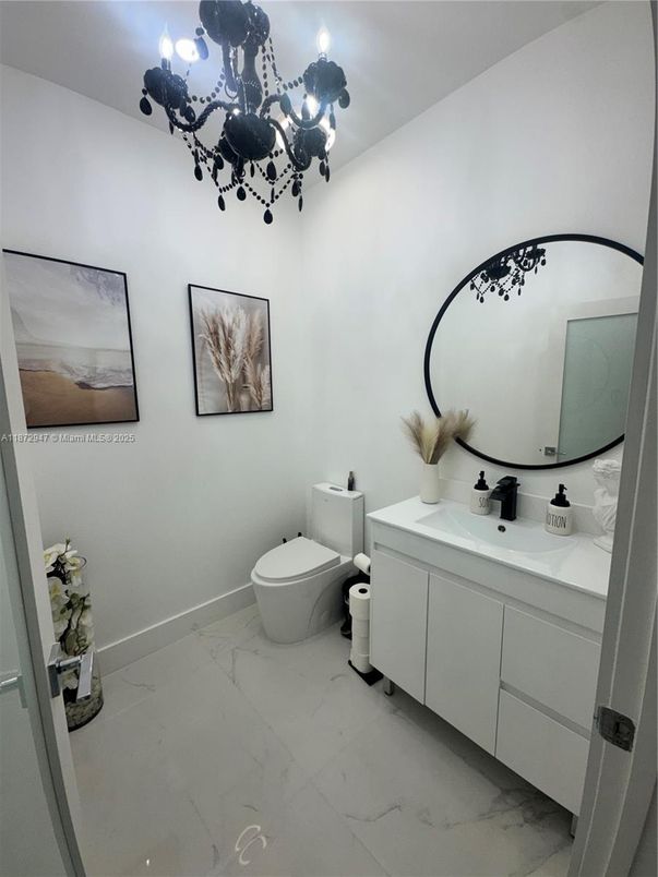 Bathroom, Dual Sink Vanities, Interior, Marble